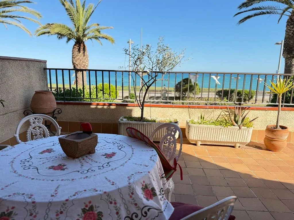 Terrasse - Seafront Apartment with Terrace in Torre Valentina