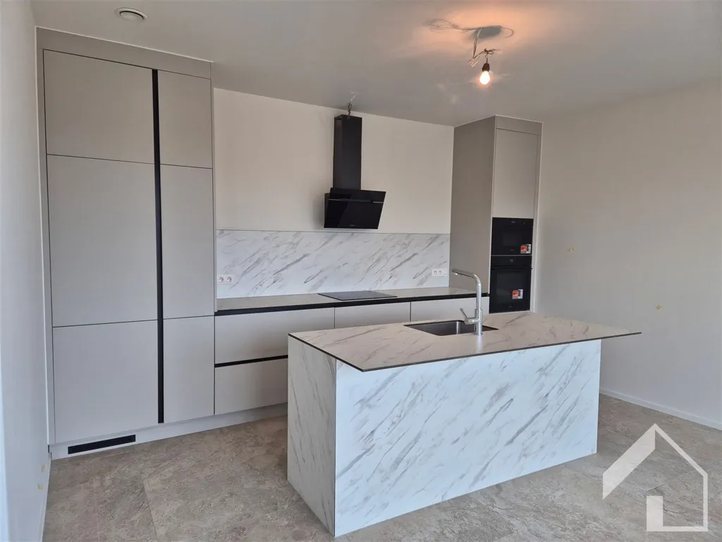 Cuisine - Appartement Neuf avec Terrasse et Ascenseur à Deurne
