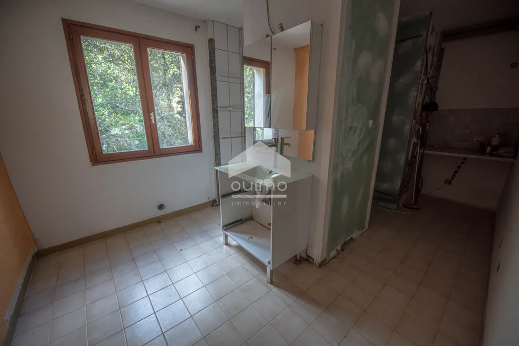 Vannitoad - Spacious House with Garden in Vesseaux