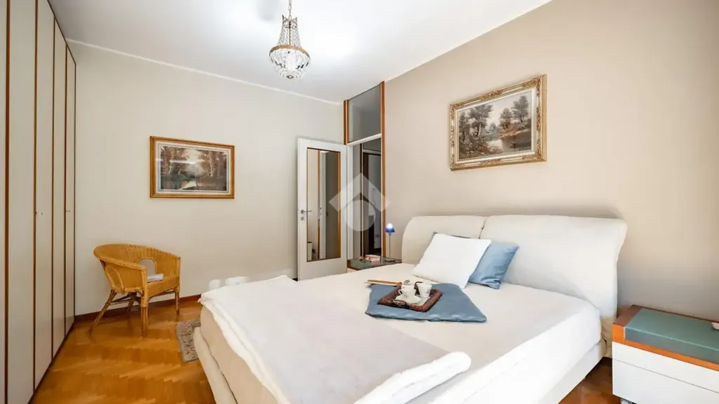 Chambres - Apartment with Panoramic View in Castello Di Brianza