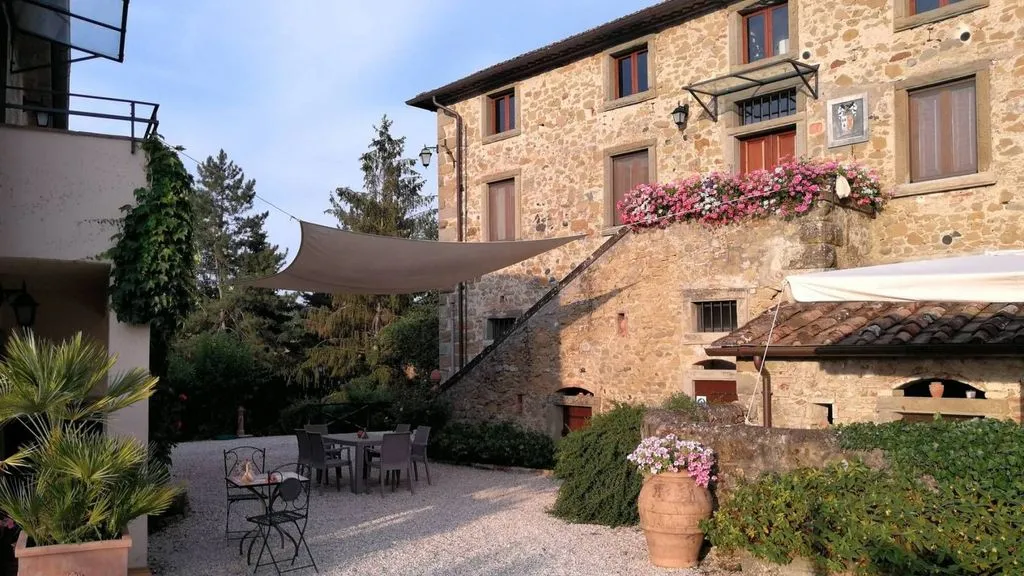 Giardino - Historic Hamlet with Pool in Anghiari