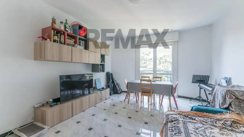 Elutuba - Shared Apartment with Balcony near Bicocca, Milan