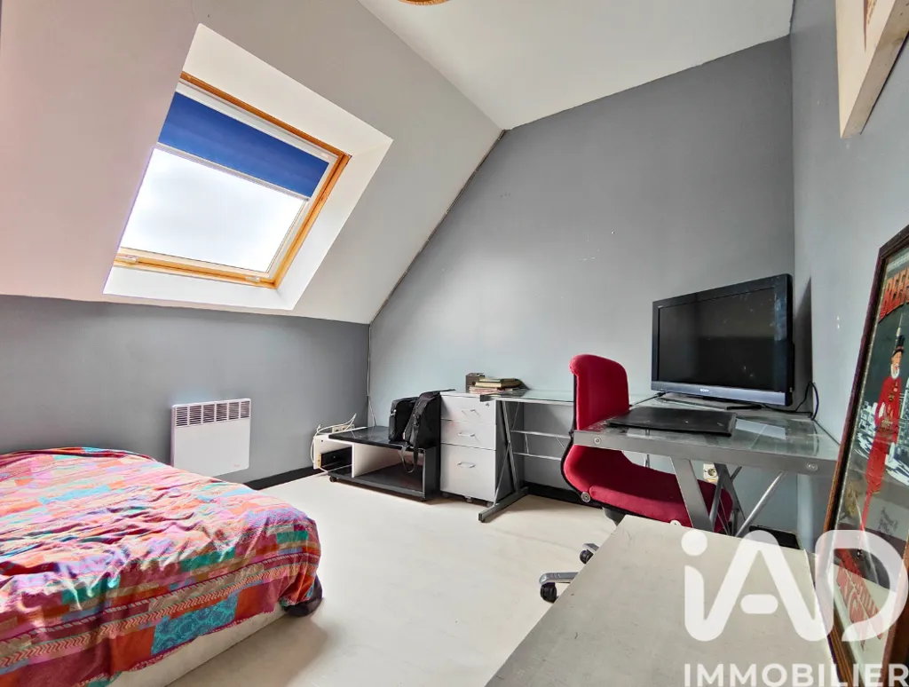 Chambres - Maison avec Jardin et Garage à Lallaing