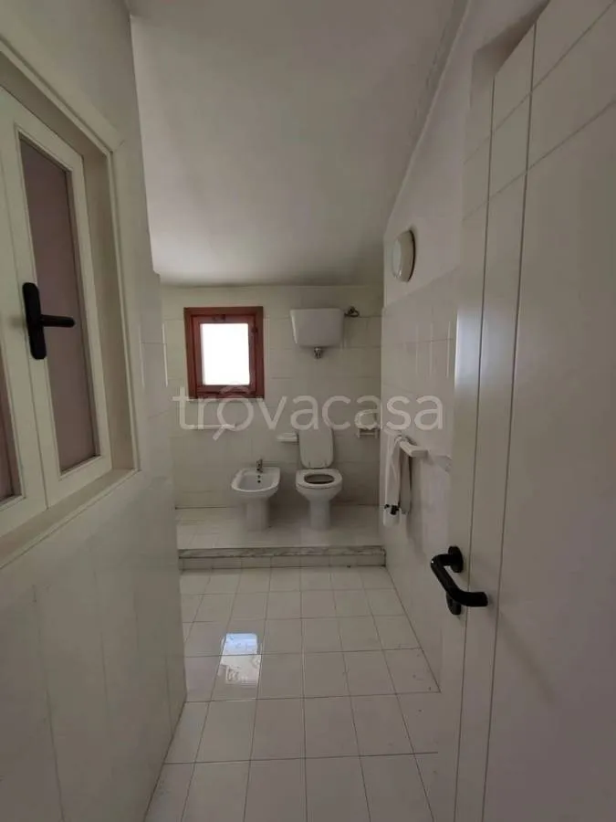 Salles de bain - Spacious Apartment with Balcony in Priverno
