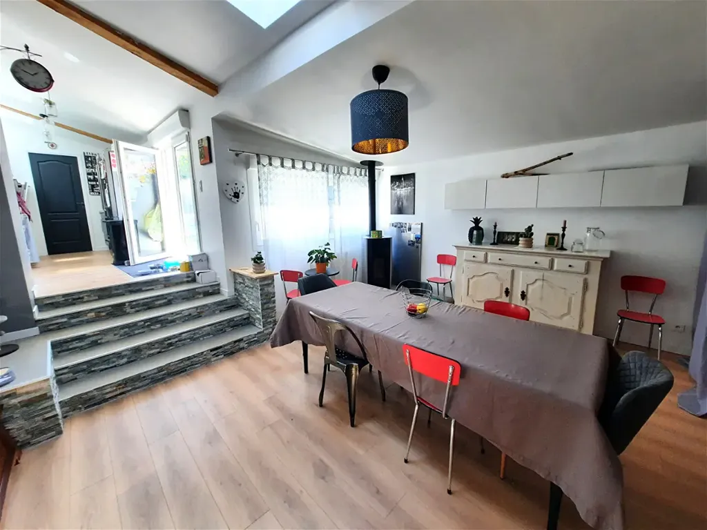 Sala da pranzo - Renovated House with Pool in Saintes