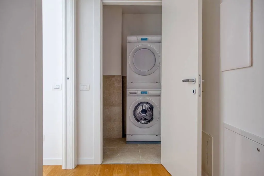 Pesuköök - Luxury Flat with Spacious Loggia in Milan