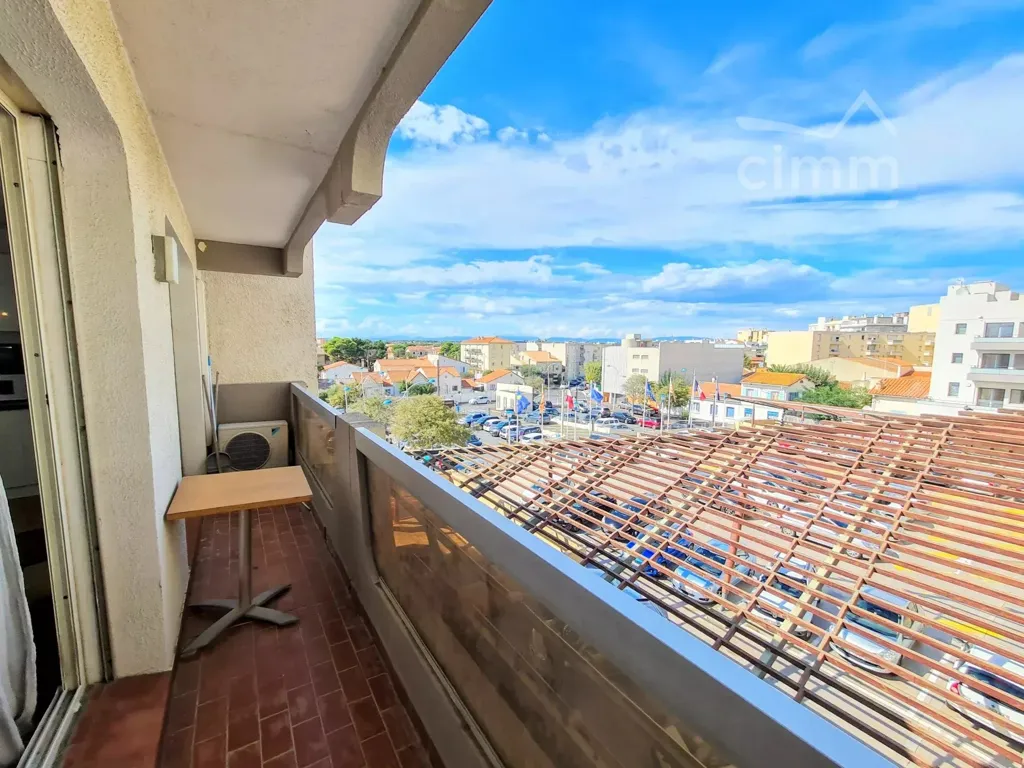 Balcon - Appartement 2 Pièces avec Ascenseur à Canet-en-Roussillon