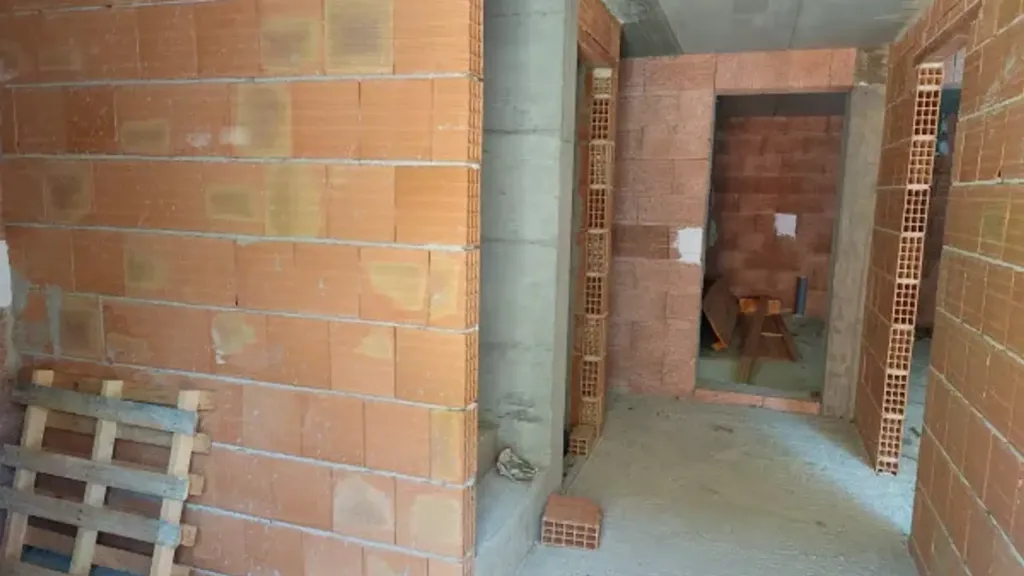 Entrée - Unfinished Villa with Private Garden in Castelvetro di Modena
