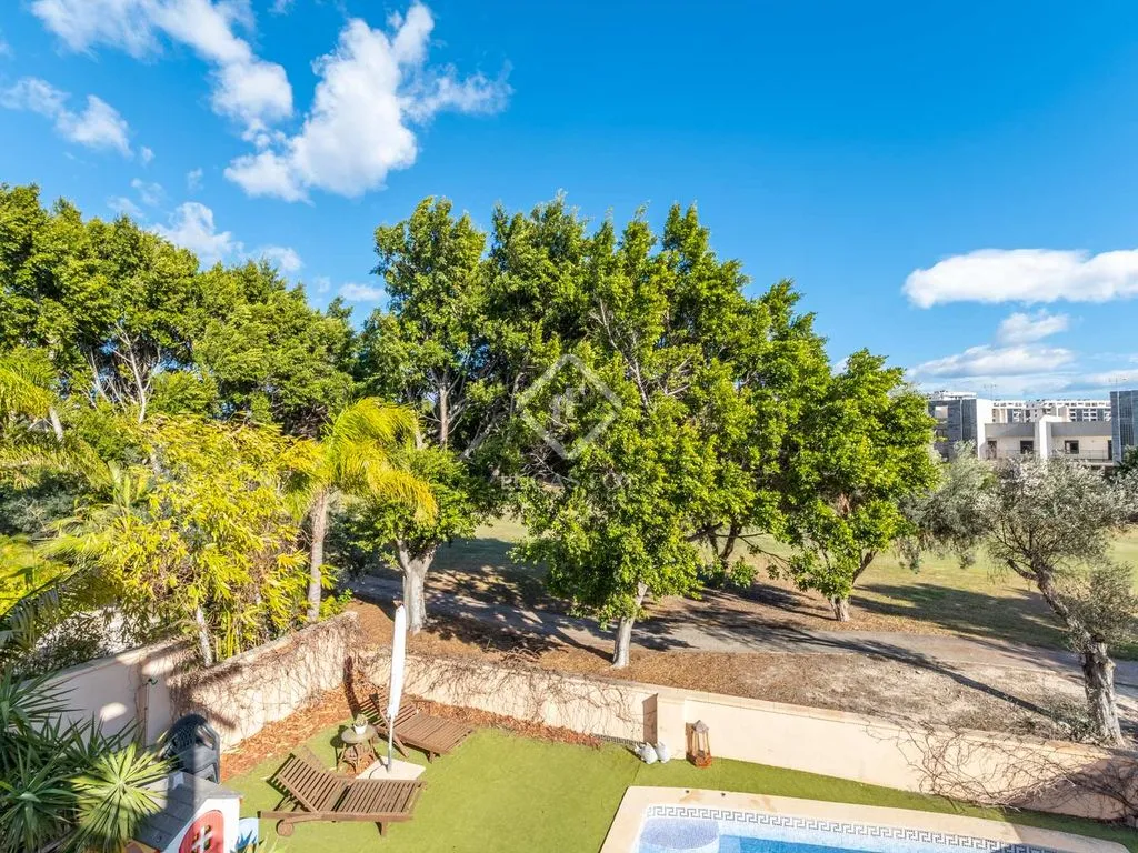 Bassein - Luxury Villa with Pool and Mountain View in Alicante