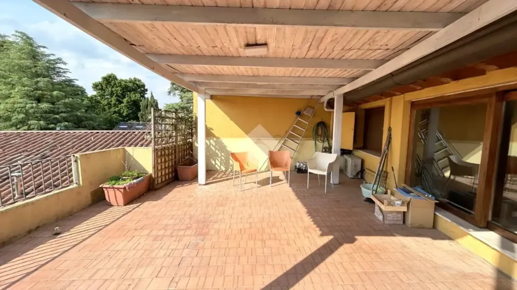 Terrass - Triplex with Terrace in Carpenedolo