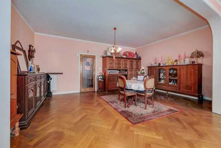 3 magamistoaga korter asukohas Borgerhout