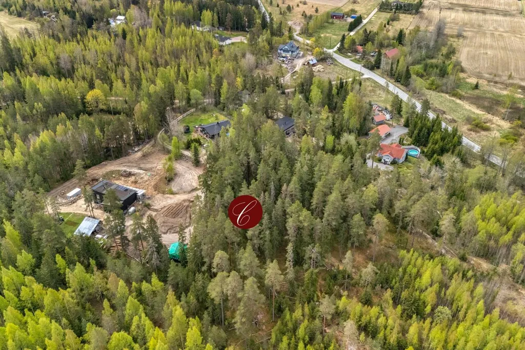 Õhuvaade - Residential Plot with Rock Outcrop in Nurmijärvi