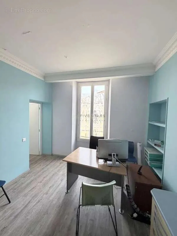 Kabinet - Luxury Apartment with Business Potential in Nice
