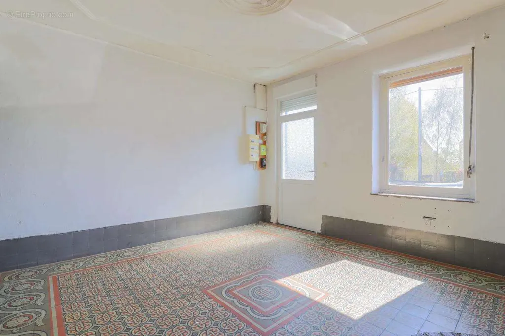 Pièces - Maison Individuelle avec Jardin à Maubeuge