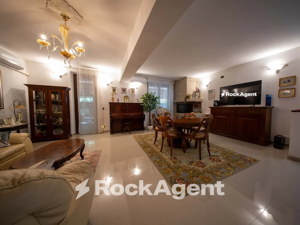 Elutuba - Luxury Villa with Pool in Sassari, Sardinia