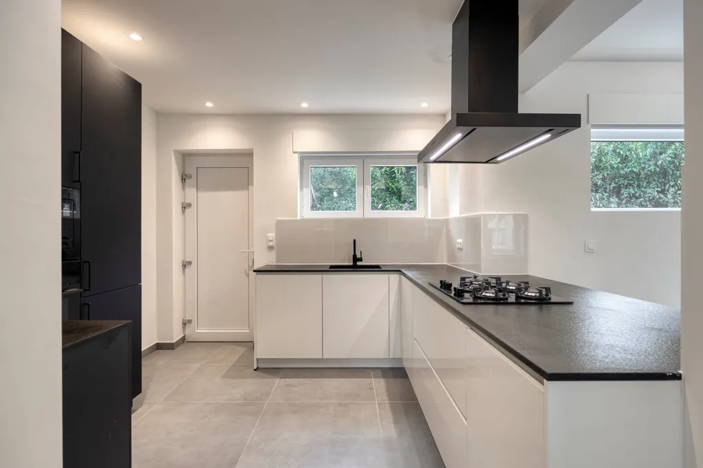 Köök - Renovated Villa with Garden in Heverlee