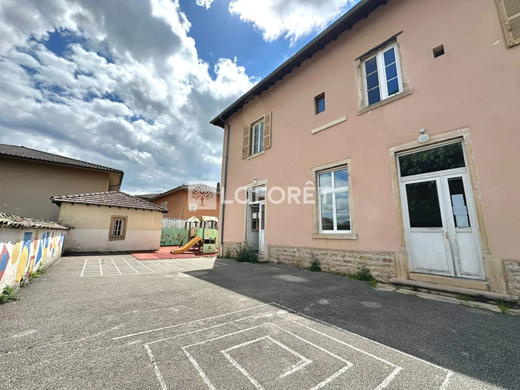 Välivaade - Duplex with Balcony in Saint Trivier Sur Moignans