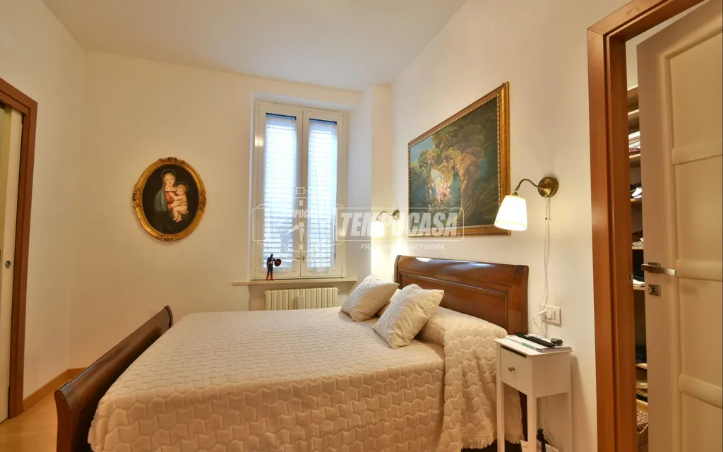 Chambres - Restored Apartment with Double Garage in Osimo
