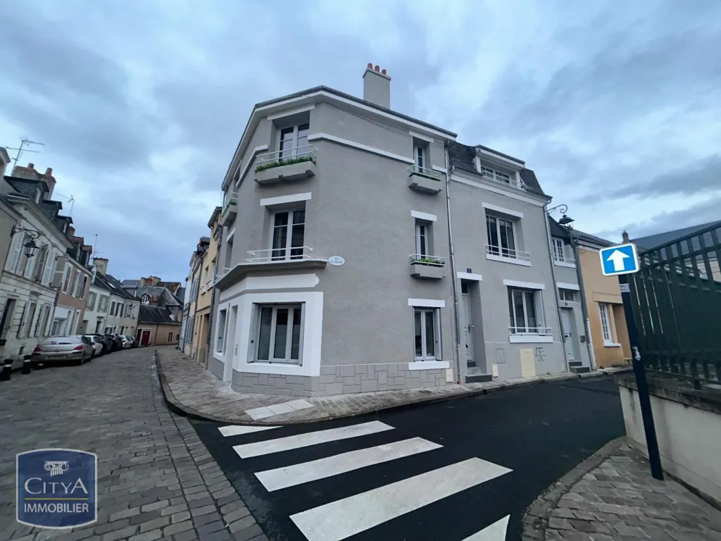 Esterno - Charming 2-Bedroom Apartment in Châteauroux