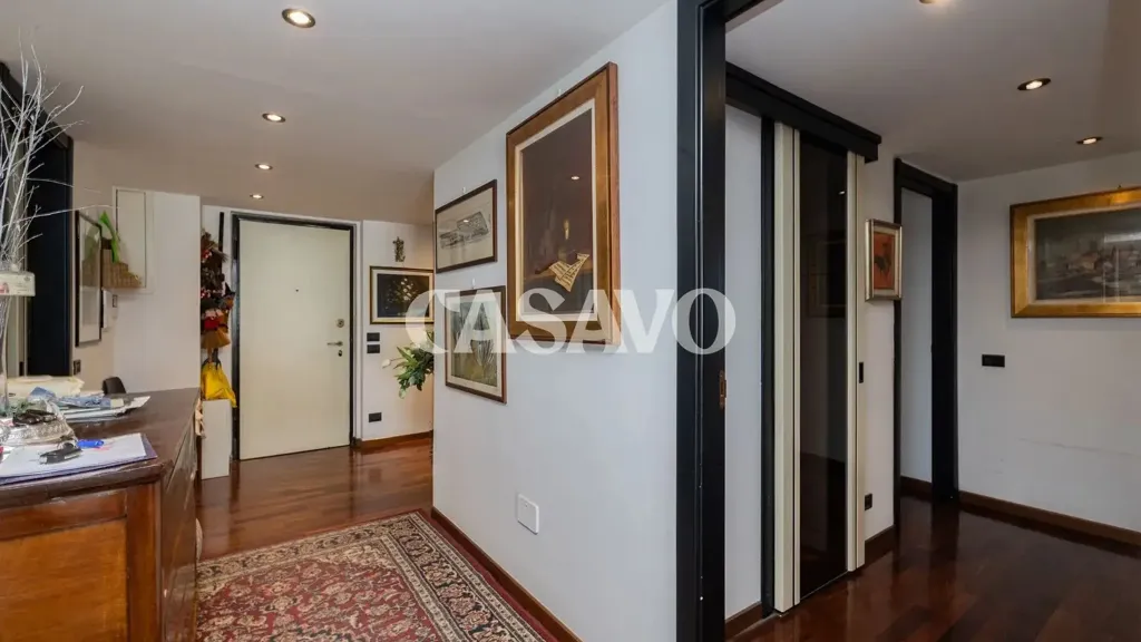 hallway_entrance