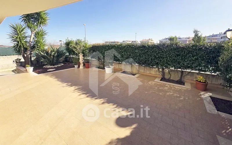 Terrasse - Modern Apartment with Garden in Termoli