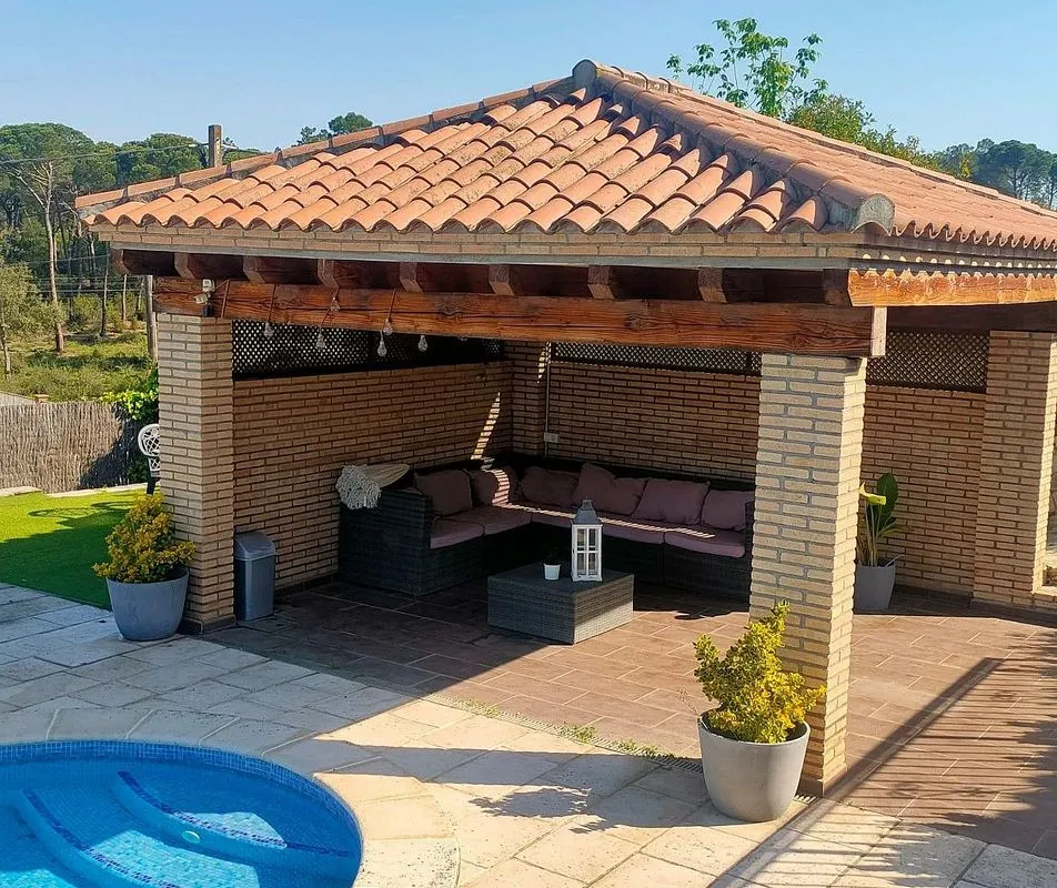 Piscine - Chalet with Pool and Terrace in Sils