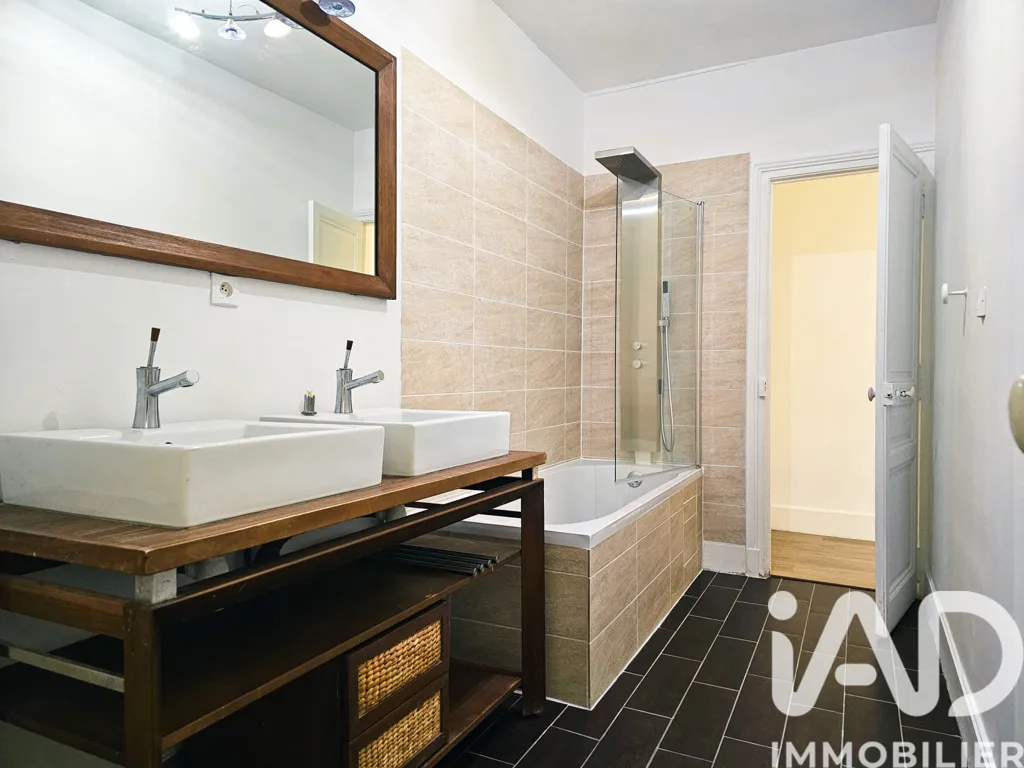 Vannitoad - Characterful Flat with Parking in Limoges