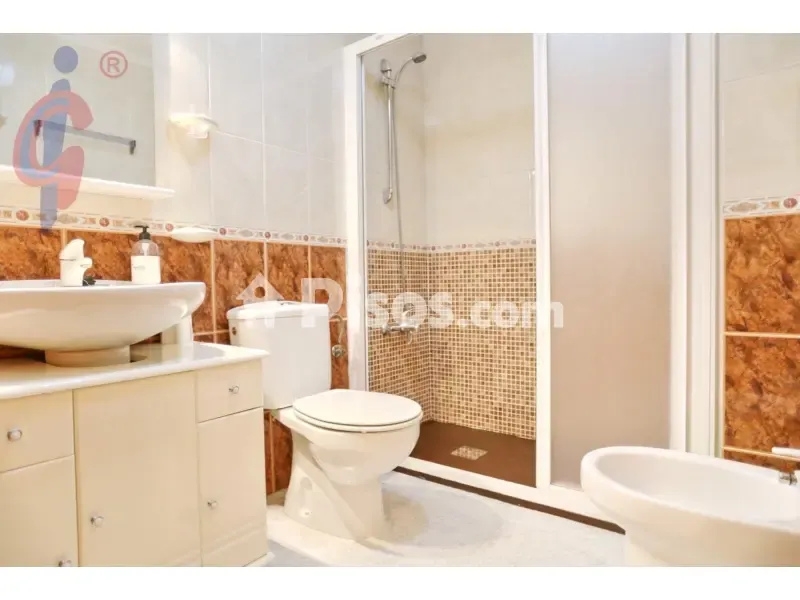 Vannitoad - East-Facing Apartment with Terrace in Guardamar