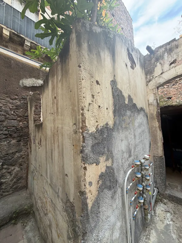 Aed - Rustic Property with Development Potential in Catania