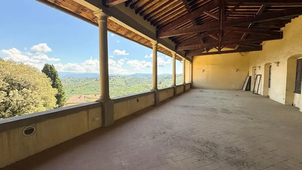 Terrass - Historic Villa Apartment with Panoramic View in Scandicci