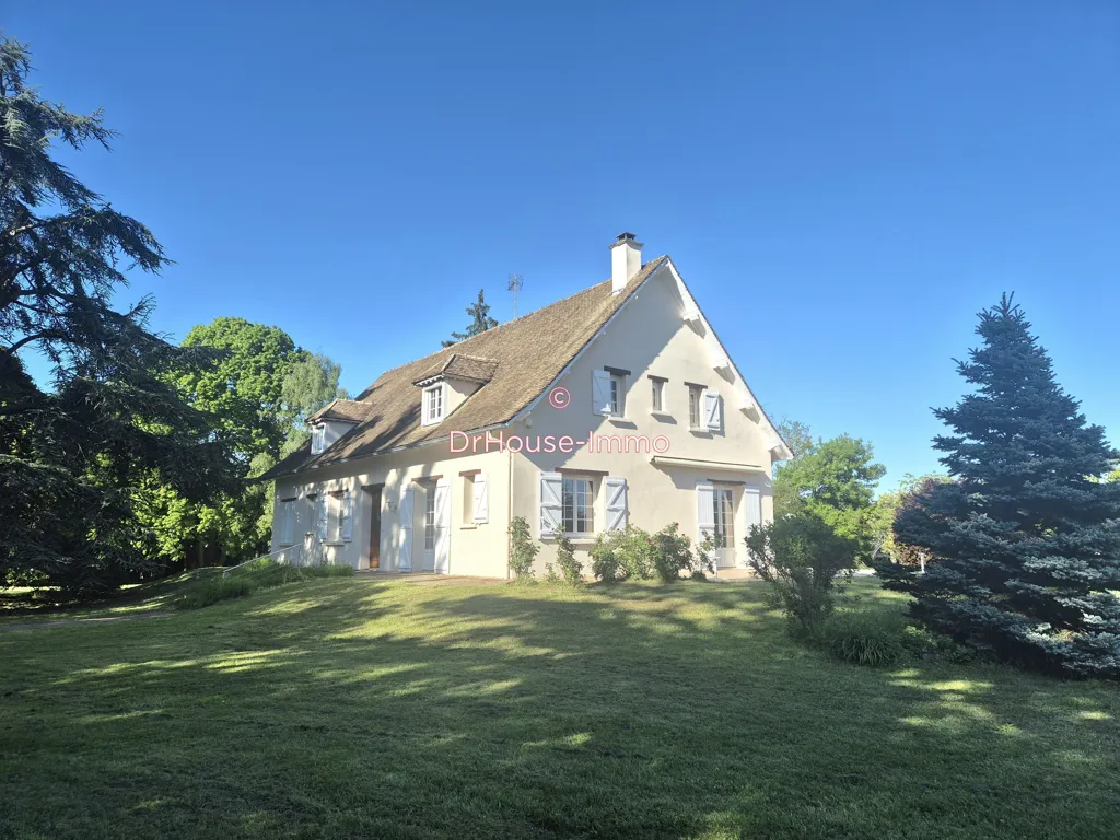 Välivaade - Rénovated House with Pool in Dracy-le-Fort