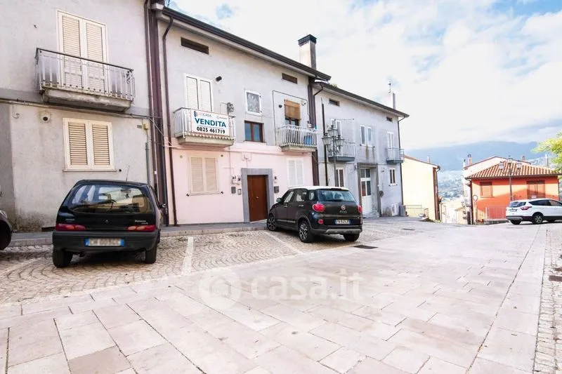 Välivaade - Three-Bedroom Apartment with Balcony in Manocalzati