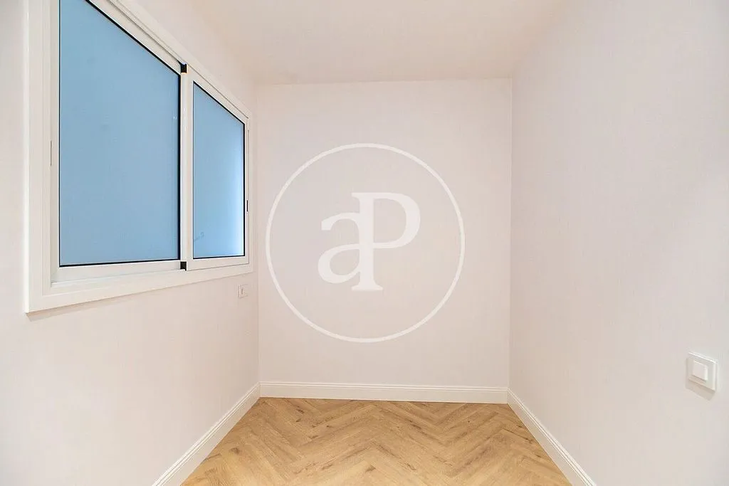 Pièces - Contemporary Flat with Balcony in Eixample