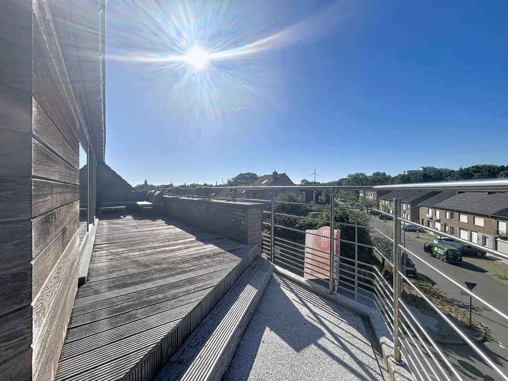 Balcon - Appartement avec Grand Terras à Louer