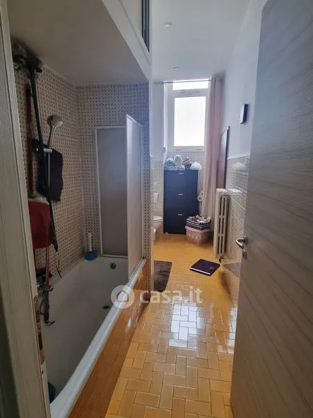 Salles de bain - Historic Apartment with Garden in Cesinali