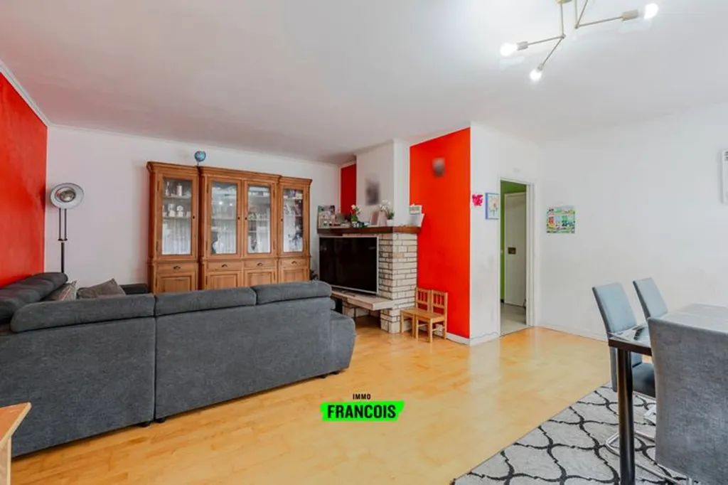 Elutuba - Bright Apartment with Balcony in Ganshoren