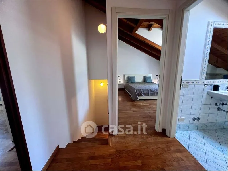 Toad - Duplex with Lake View in Laveno-Mombello