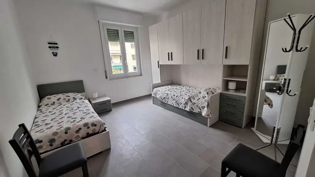 Magamistoad - Renovated Trilocale with Balcony in Alassio