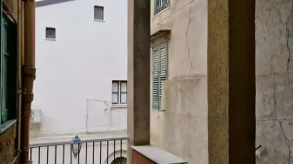 Balcon - Terraced House with Balcony in Canicattì