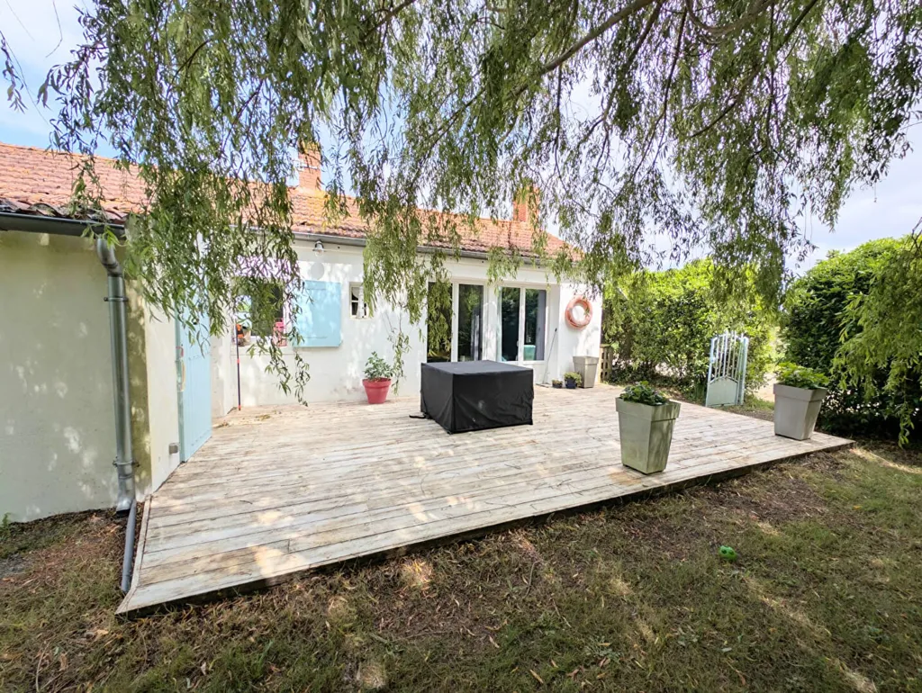 Terrass - Charming Longère with Garden in Givrand