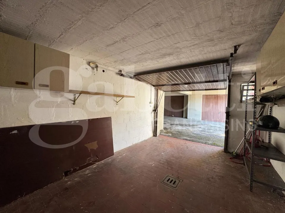 Garaaž - Apartment with Terrace and Garage in Funo Centre
