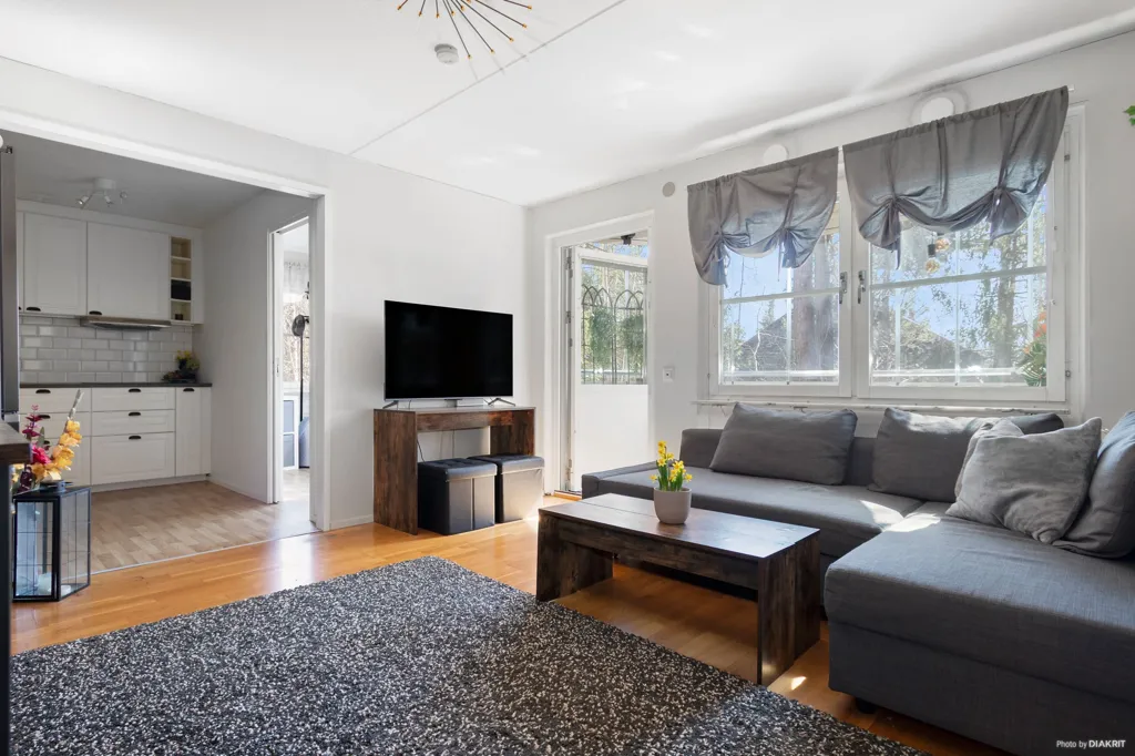 Elutuba - Modern Flat with Balcony in Nacka