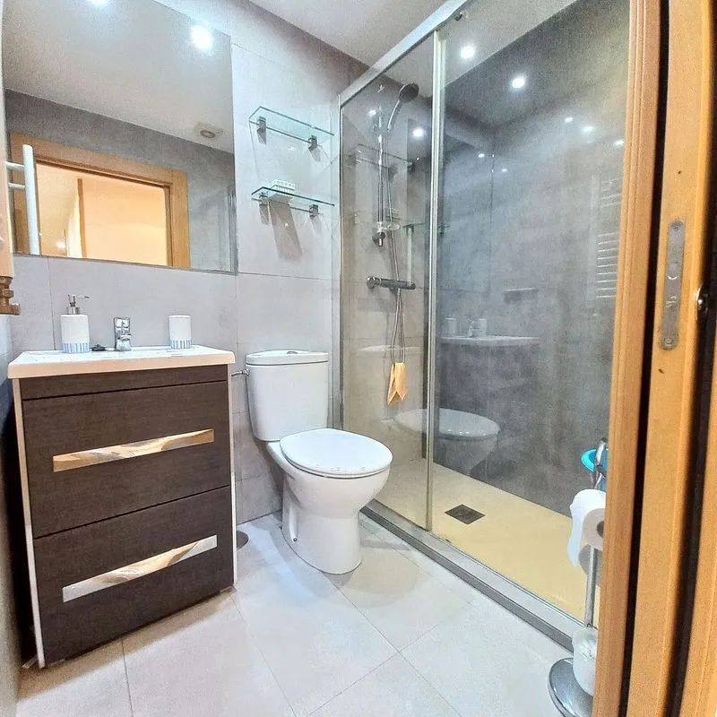Bathrooms - Apartment with West View in Gijón Centre