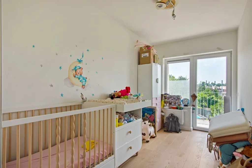Chambres - Appartement Rénové avec Garage à Lier