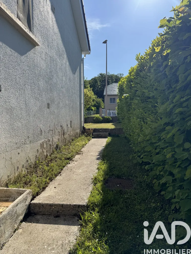 5-toaline maja asukohas Villefranche-de-Panat