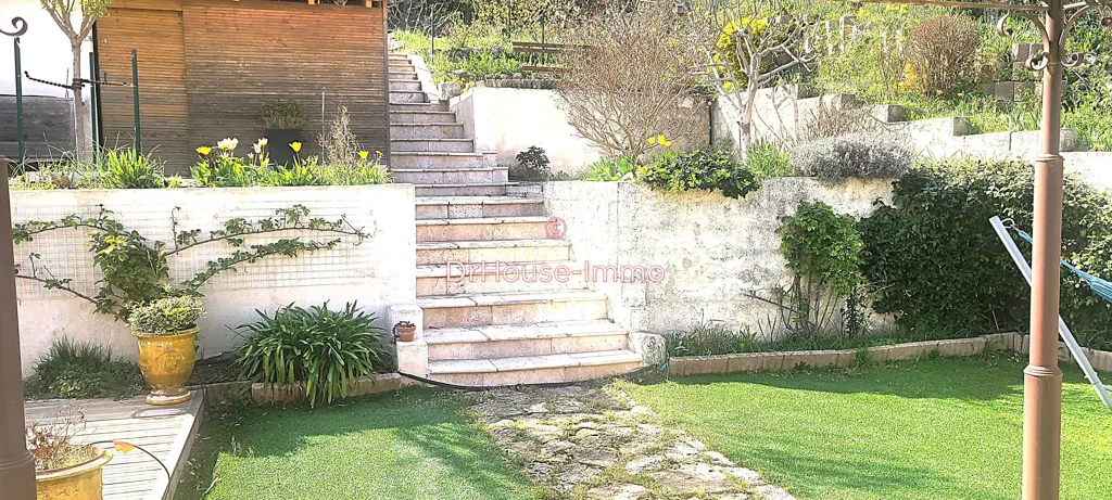 Jardin - Maison avec Piscine et Vue Dégagée à Marseille-11e