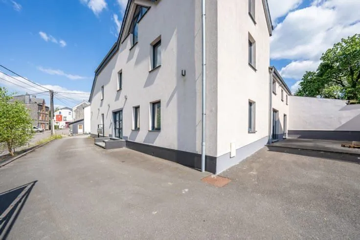 Välivaade - Modern Flat with Terrace in Bertrix
