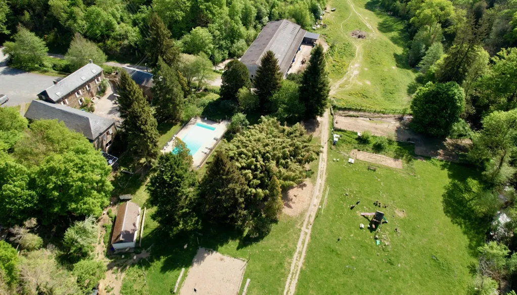 Õhuvaade - Castle with Nature Reserve in Le Dourn