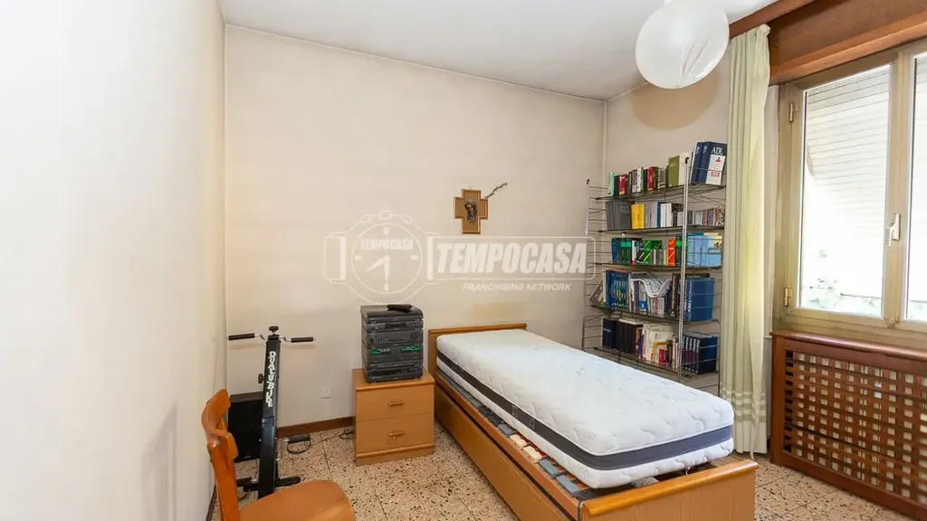 Magamistoad - Spacious Trilocale with Terrace in Brescia