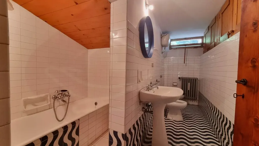 Salles de bain - Old Mill Apartment with Garden in Carmignano